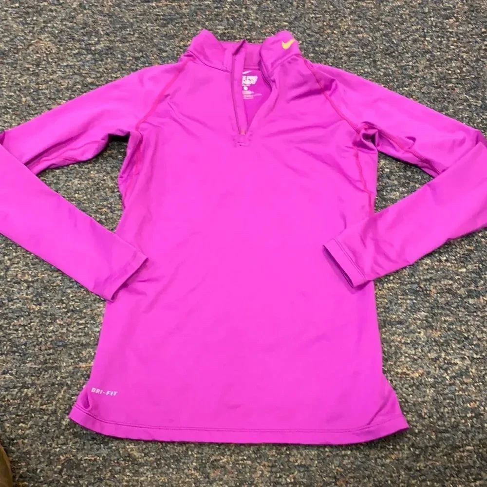 Nike Pro Combat Workout top sz. S